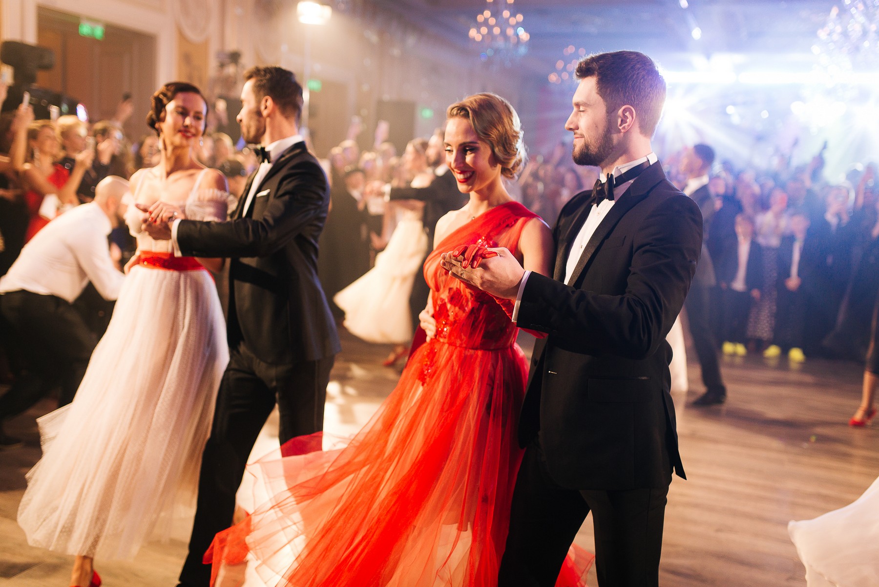 Александра Иванова, Макс Леонов