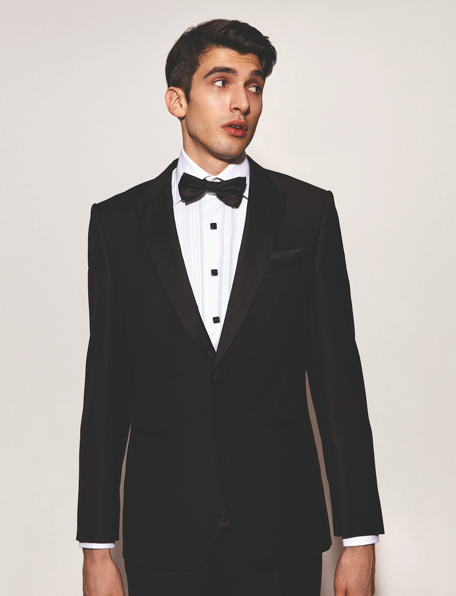 Костюм, галстук-бабочка – Boss, сорочка Billionaire 