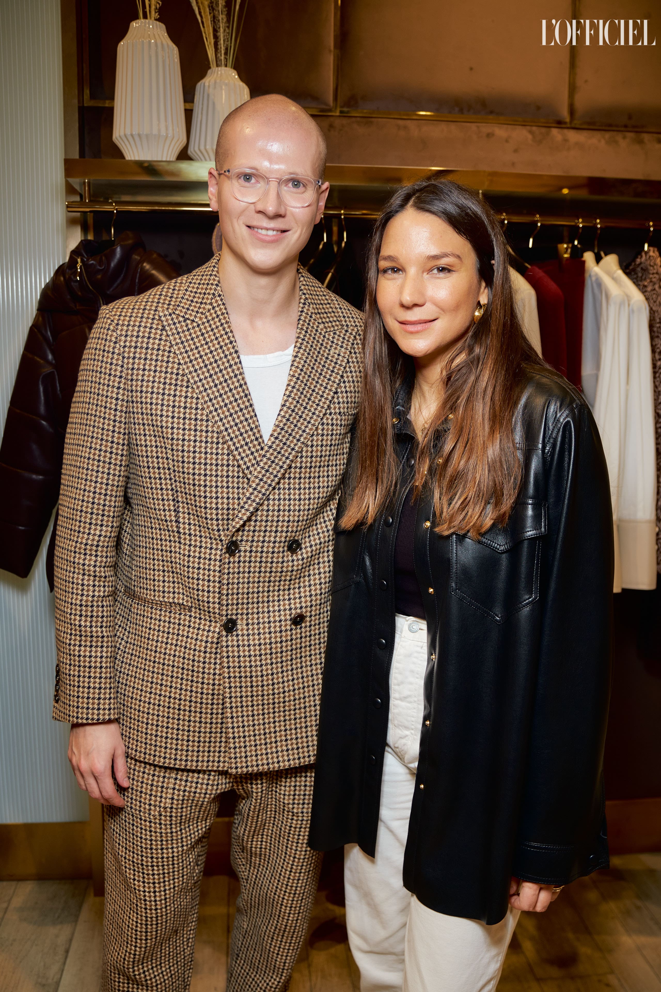 Веня Брыкалин, Сандра Сандор