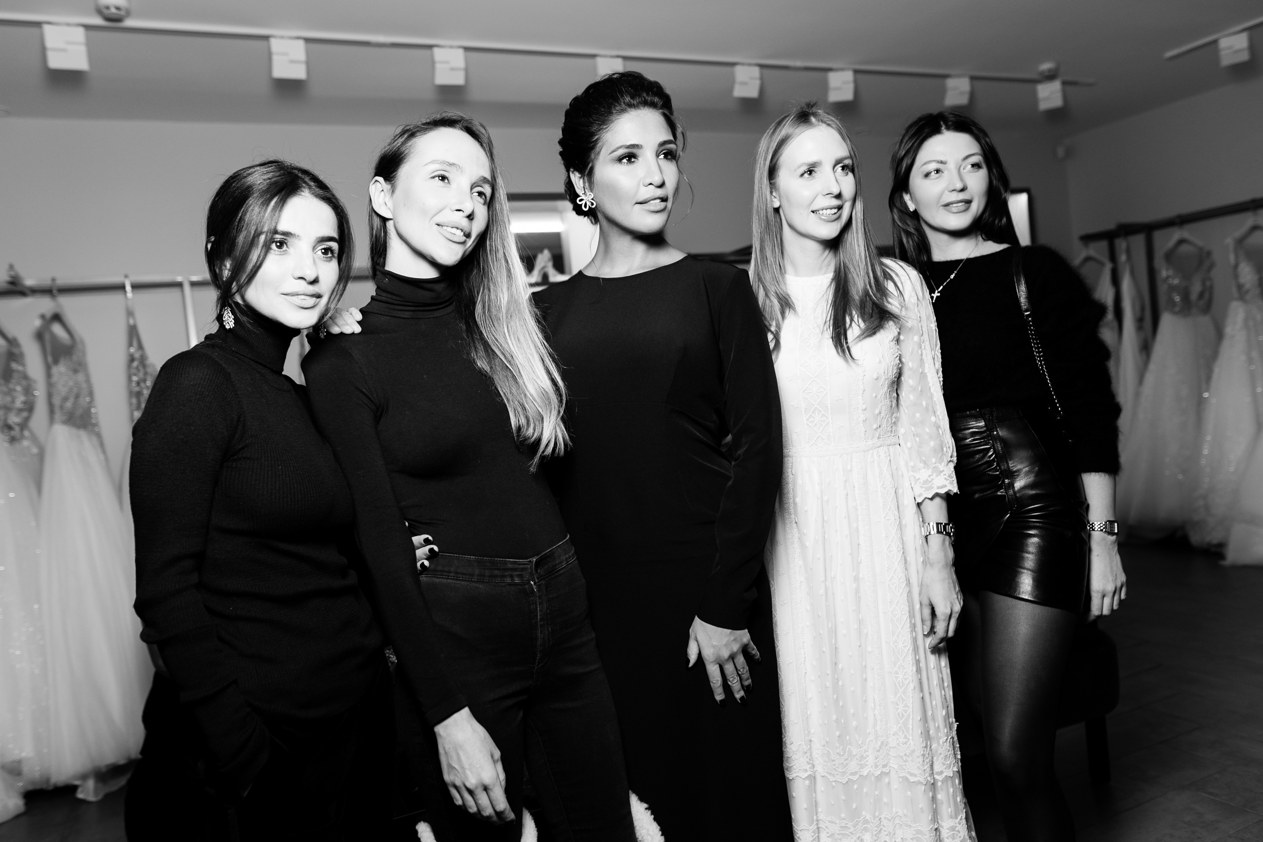 Фаина Тедеева, Алена Беттяр, Санта Димопулос, Елизавета Гордийчук, Ива Нероли 