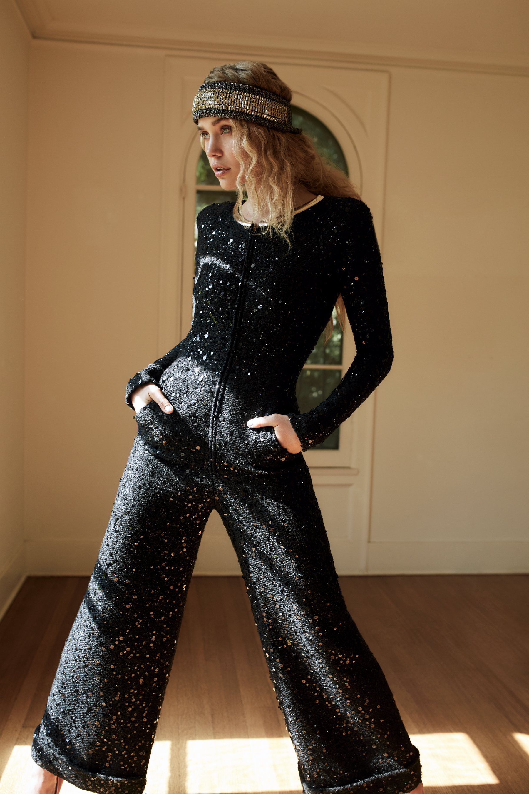 Комбинезон, повязка, все - CHANEL