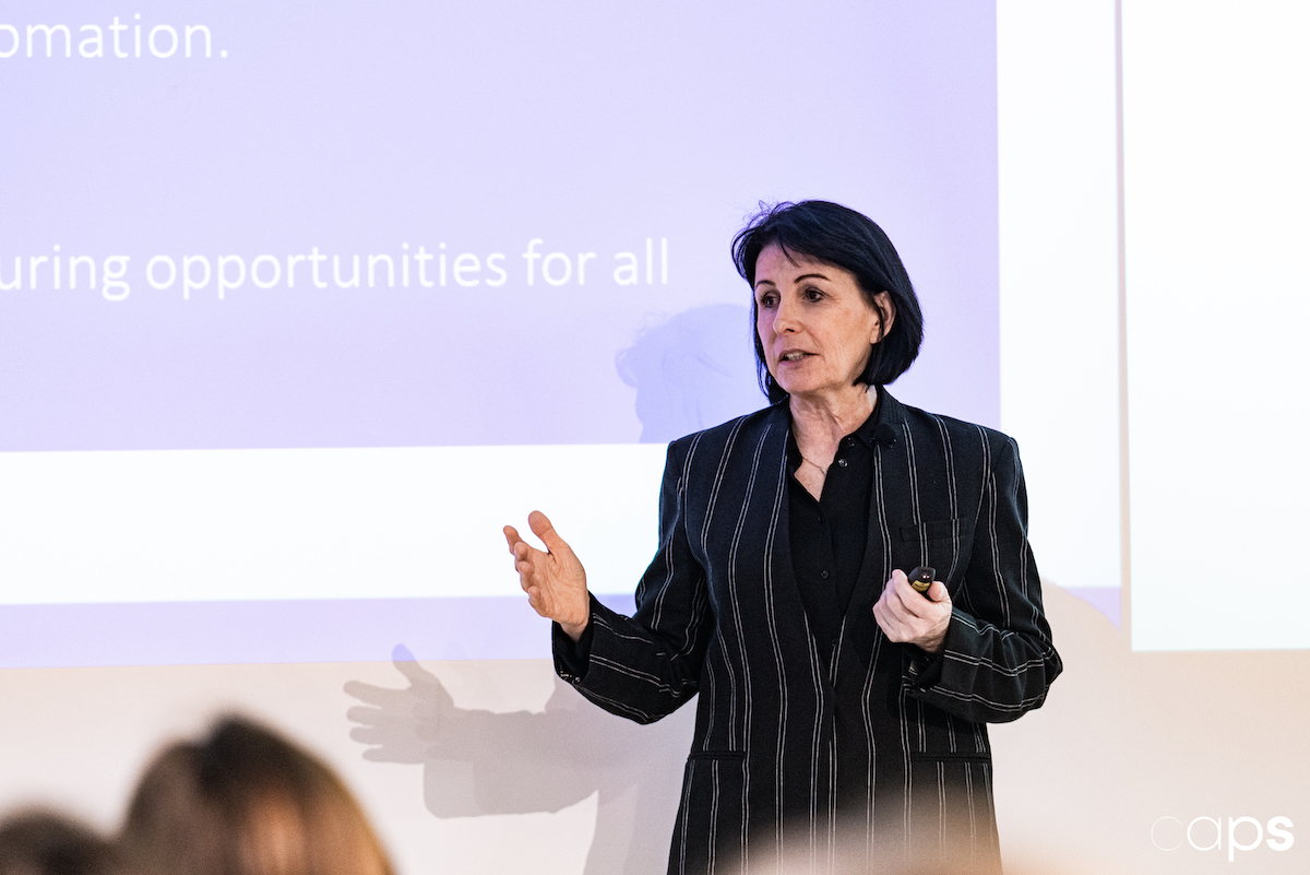 Келли Палмер