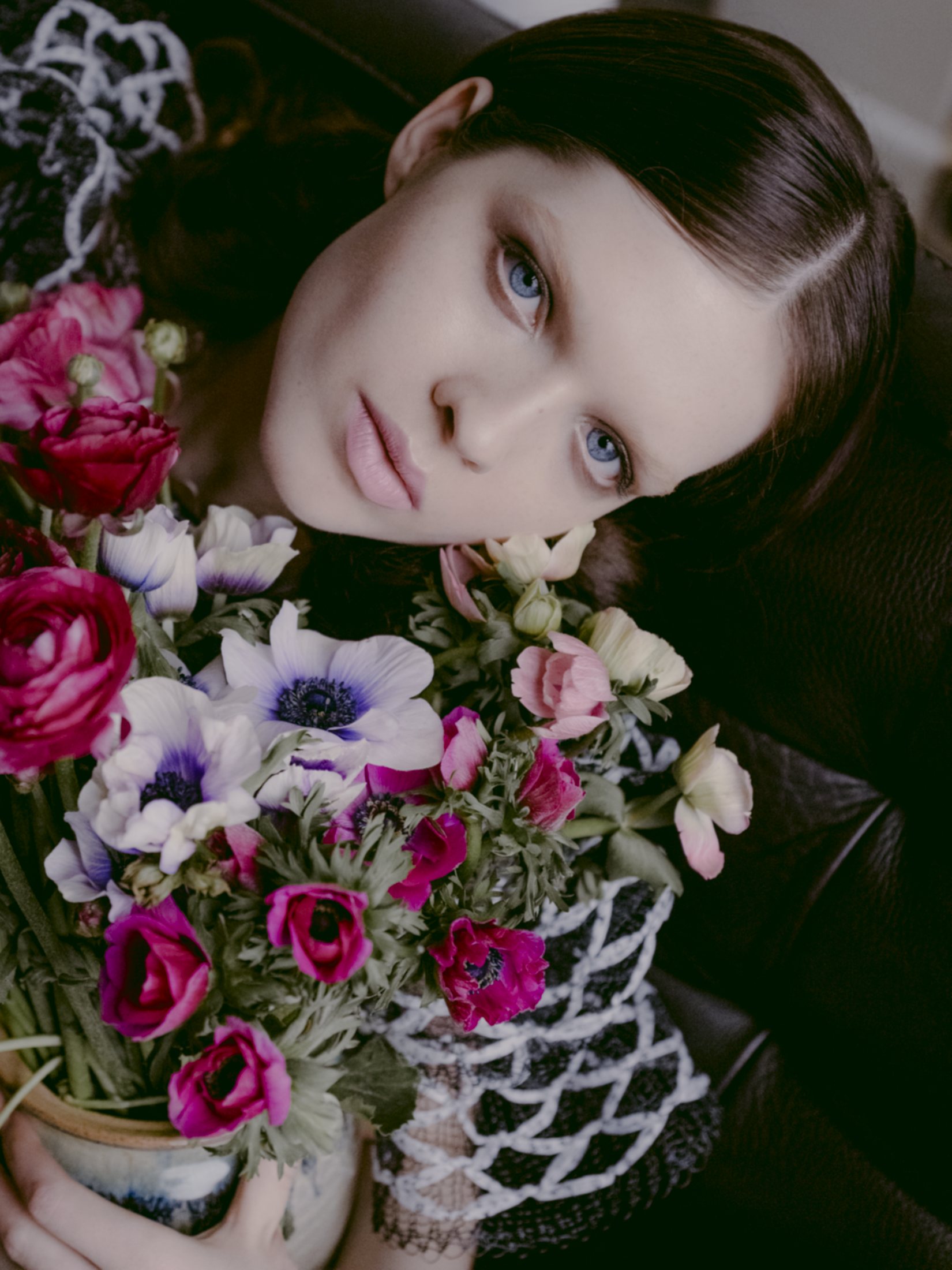 Платье, бусы, сапоги Chanel