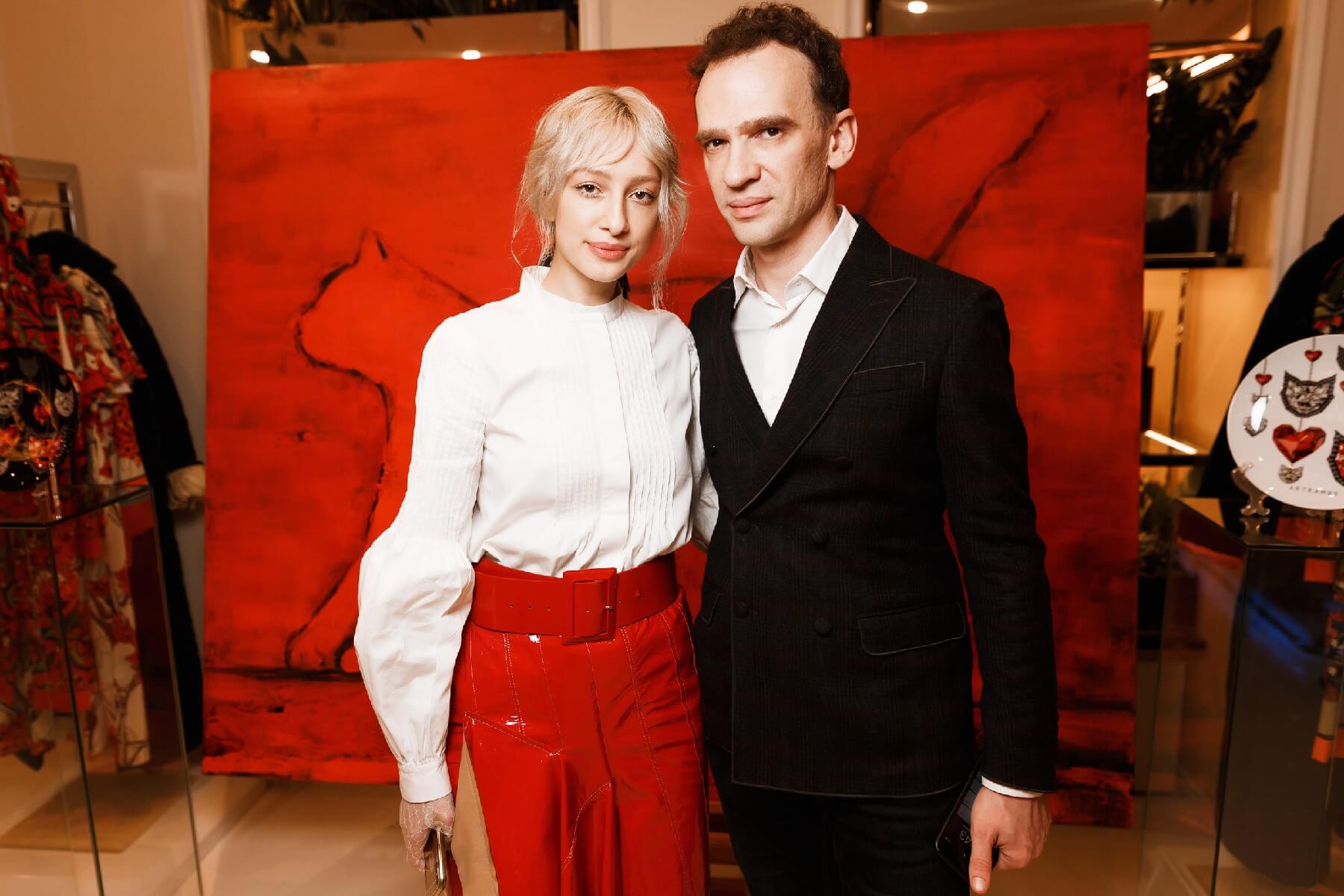 Олимпия Вайтмусташ, Александр Смирнов