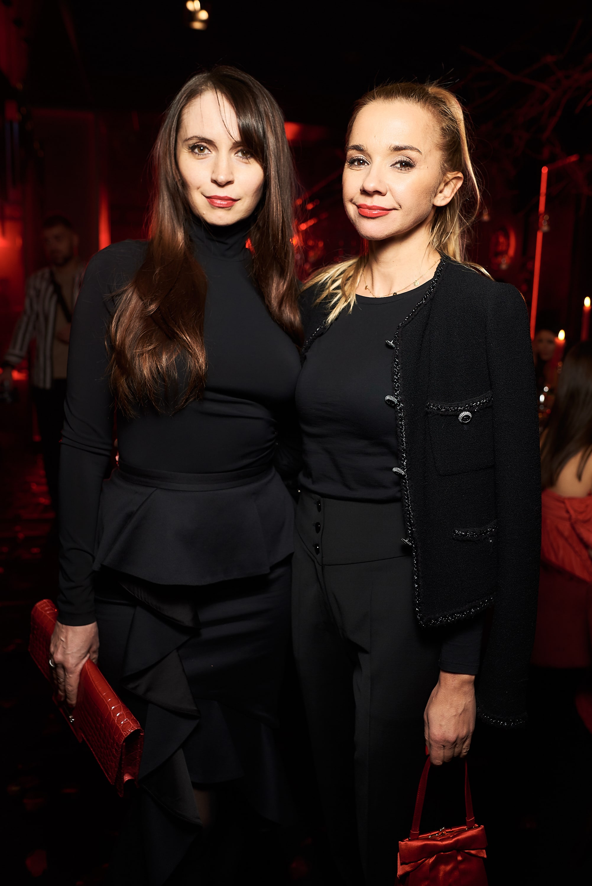 Ирина Турбаевская (справа)