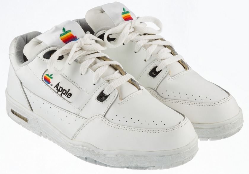 кроссовки из каталога The Apple Collection, 1986 год