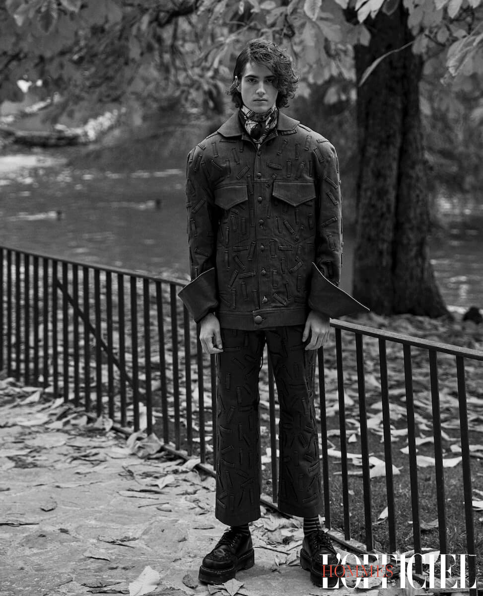 Крстюм Euphemio Fernandez, носки W Anderson, обувь Dr. Martens 