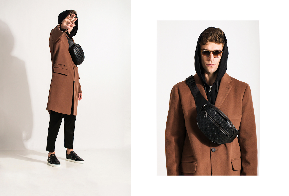 Пальто Officine Generale, куртка и брюки – Neil Barrett, сумка Bottega Veneta, очки Garrett Leight