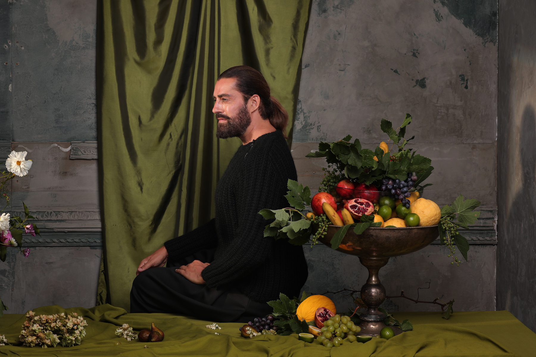 Свитер GUCCI. Брюки, GIORGIO ARMANI