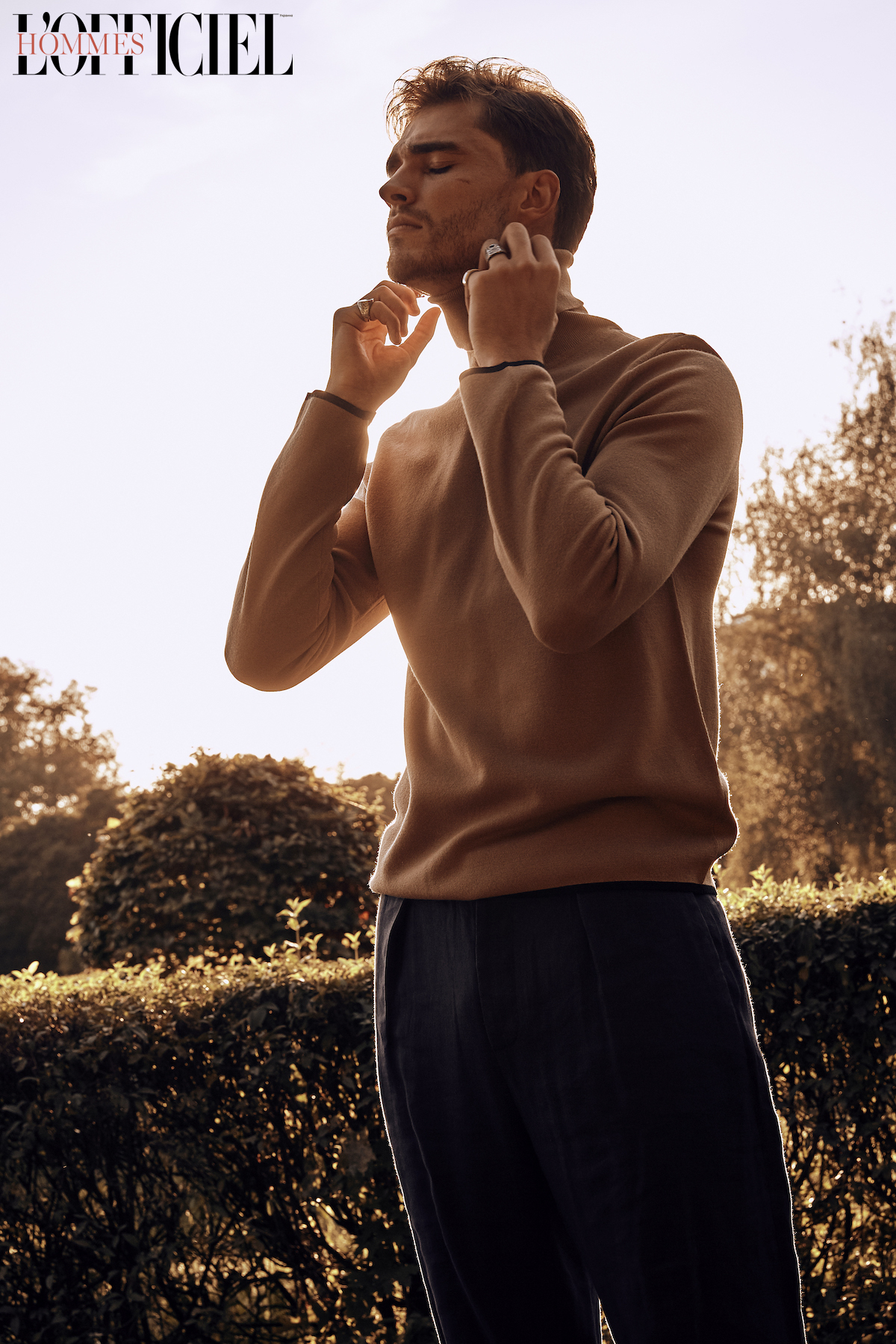 Водолазка Sandro, брюки Frolov