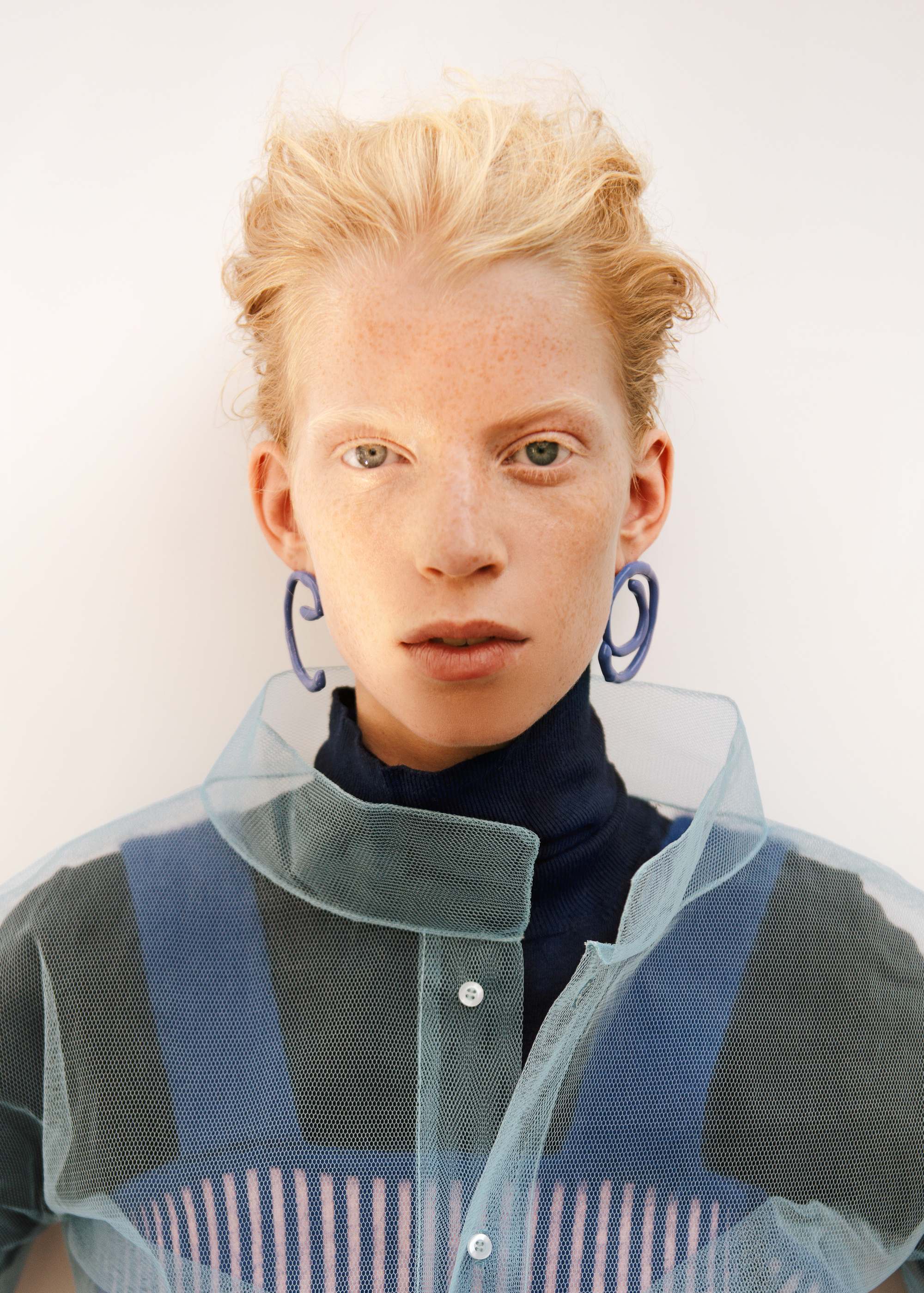 Сорочка -&nbsp;Jae Yoo, топ - i-am-chen, свитер - Hobbs