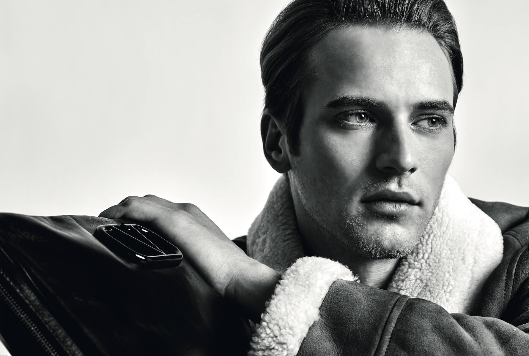 Пальто Drome, сумка Valentino 