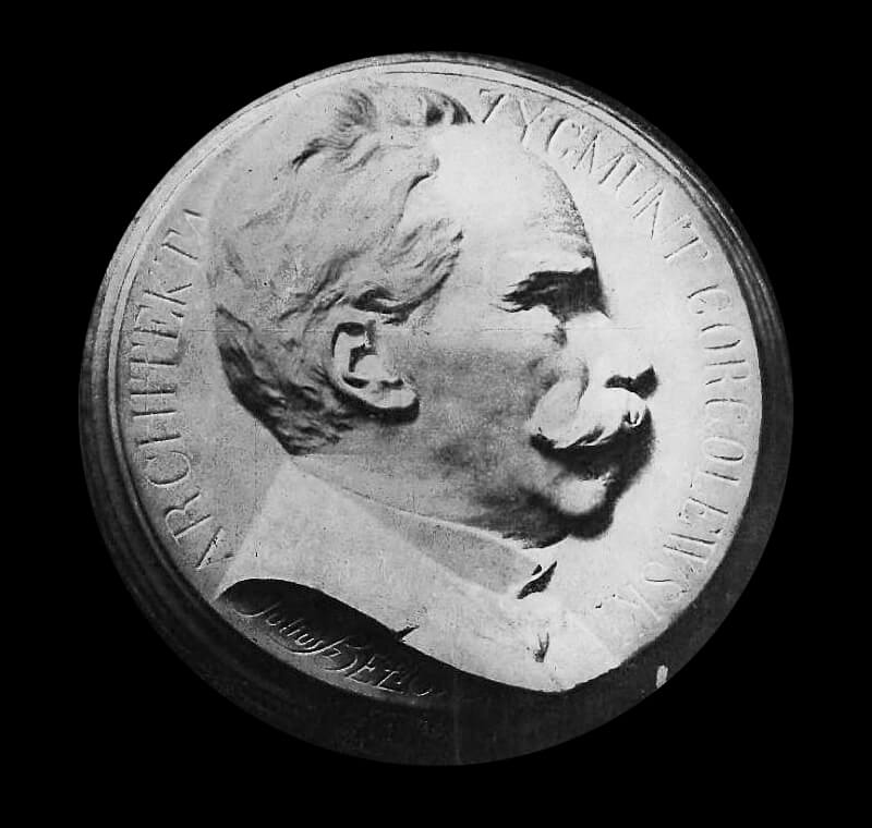 Мемориальная доска Зигмунта Горголевского, скульптор Юлиус Белтовский (1907 год)