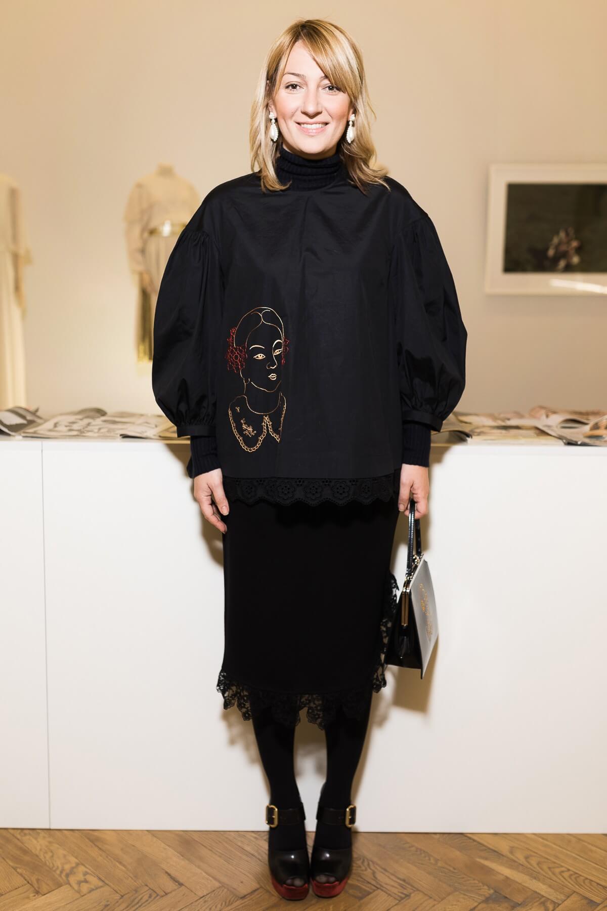 Ася Мхитарян