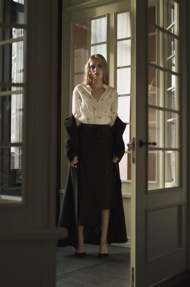 Юбка, пальто — Chakshyn, блуза — Ksenia Schnaider, туфли — Kachorovska