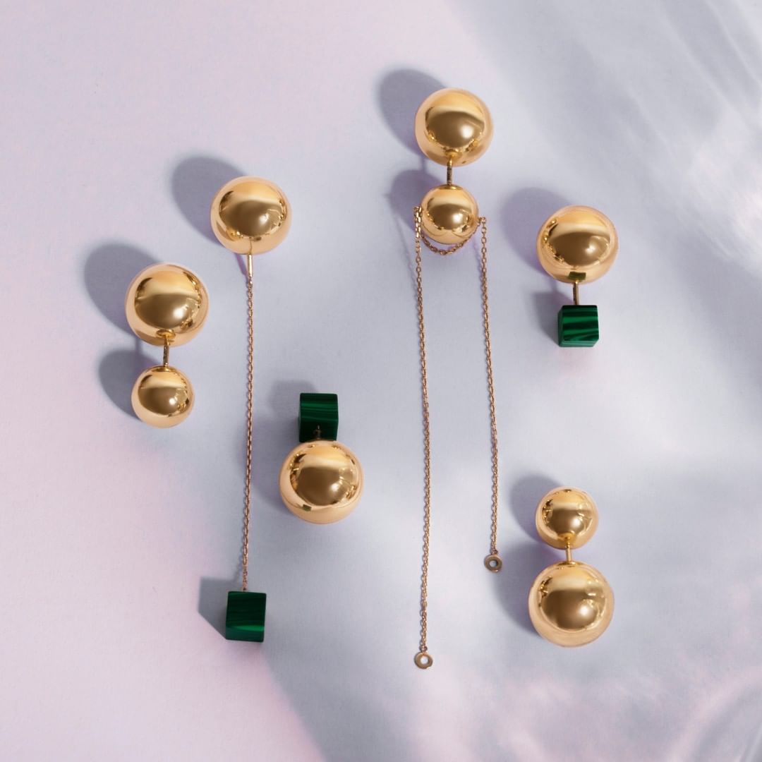 Моносережка з жовтого золота з малахітом SOVA x LITKOVSKAYA