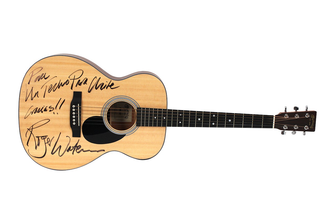 Гитара Роджера Уотерса группы Pink Floyd 