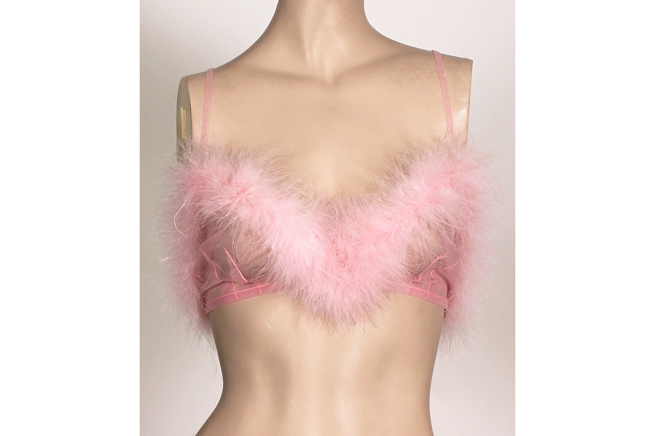 Бюстгальтер Рианны