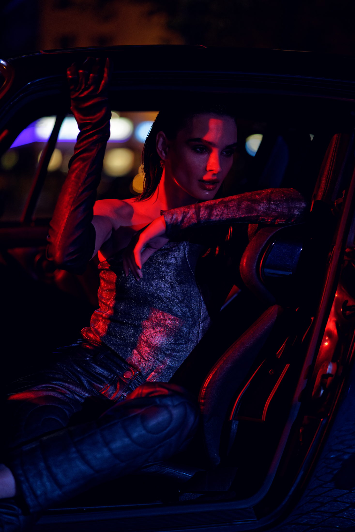 Боди и перчатка Jitrois, брюки Sonia Delaunay