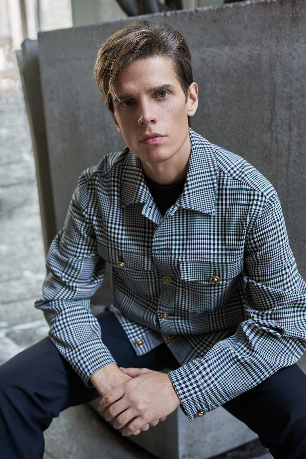 Свитер, куртка и брюки — Versace