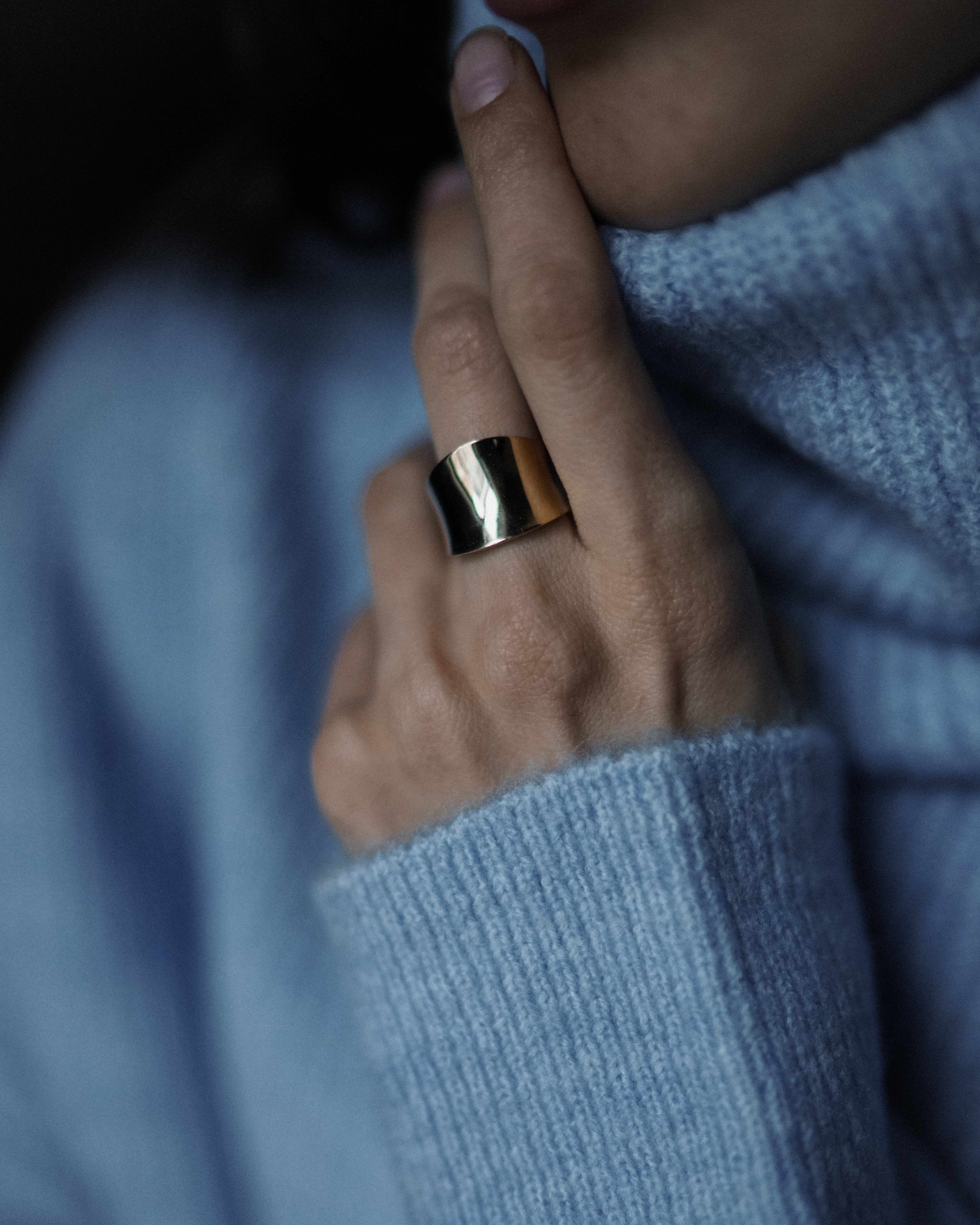 Каблучка Мегаполіс, SOVA