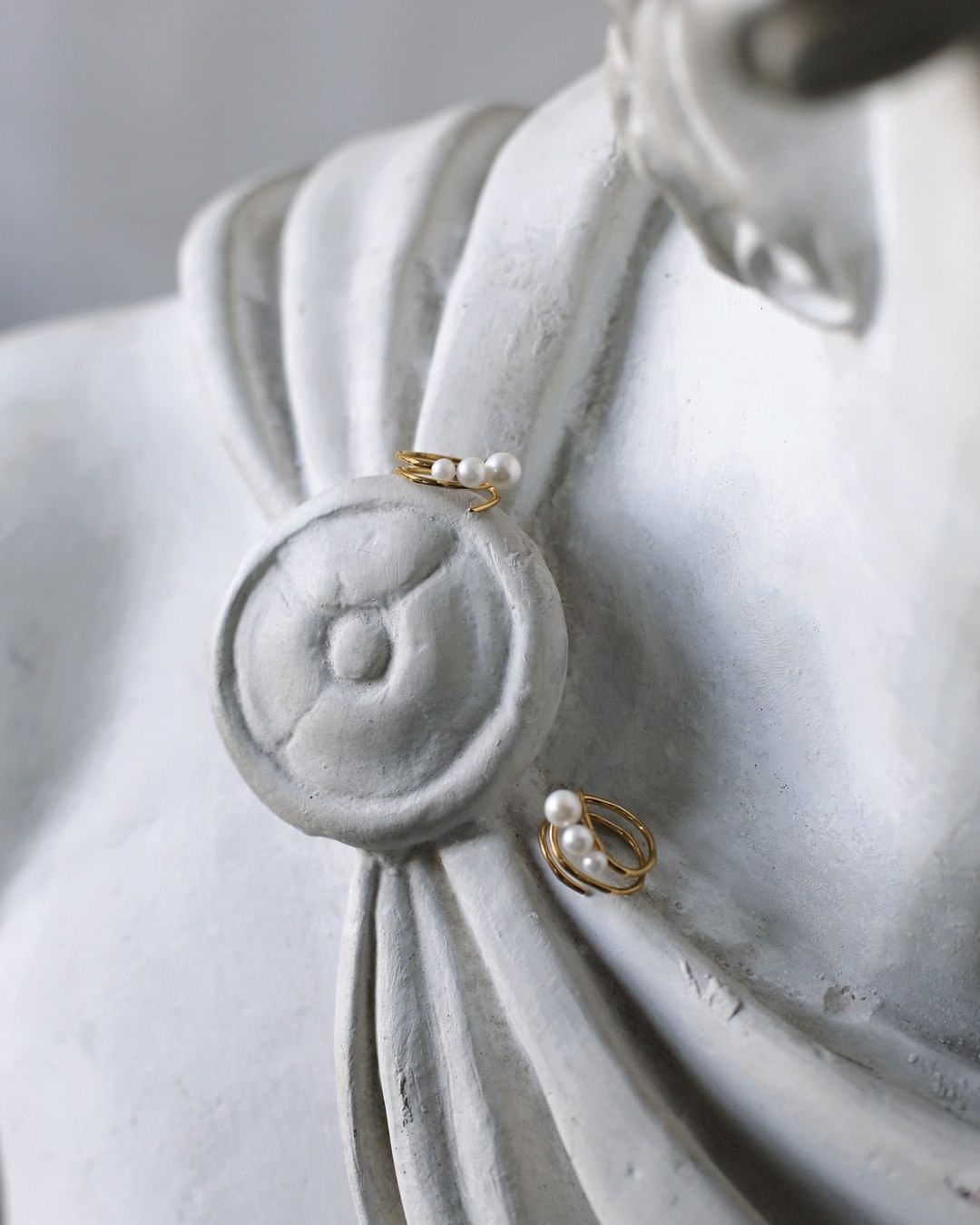 Каблучка з перлами Ідеал, SOVA