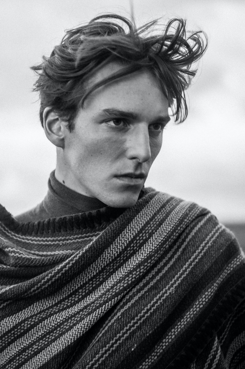 Водолазка, палантин — Etro