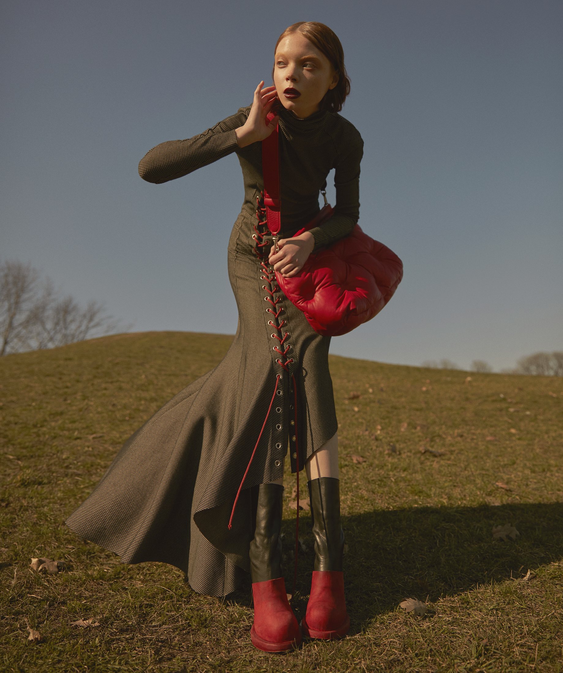 Платье GUDU,  Сумка Maison Margiela Invoga,  Ботильоны Goran Horal Invoga