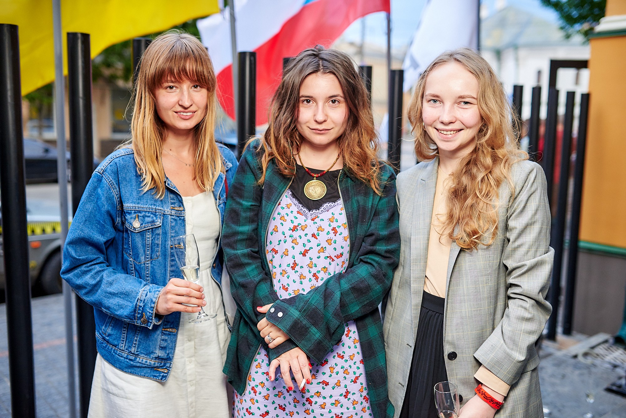 Екатерина Ткач, Анастасия Ивченко и Виктория Семерей 