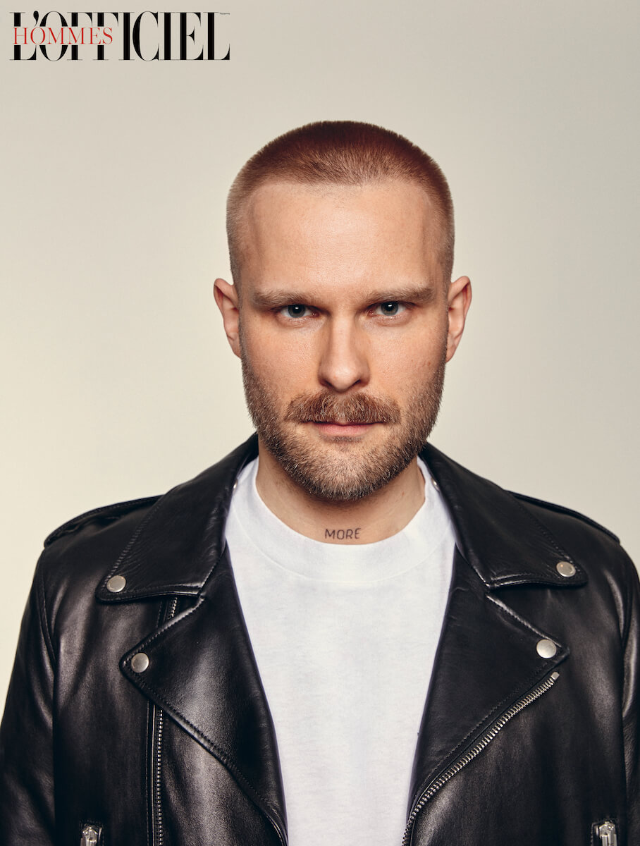  Куртка Saint Laurent, футболка Palm Angels 