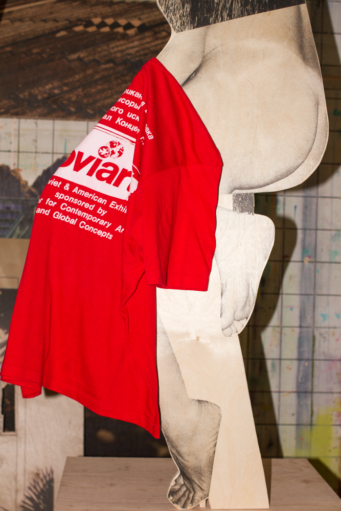 Футболка с первой выставки Soviart