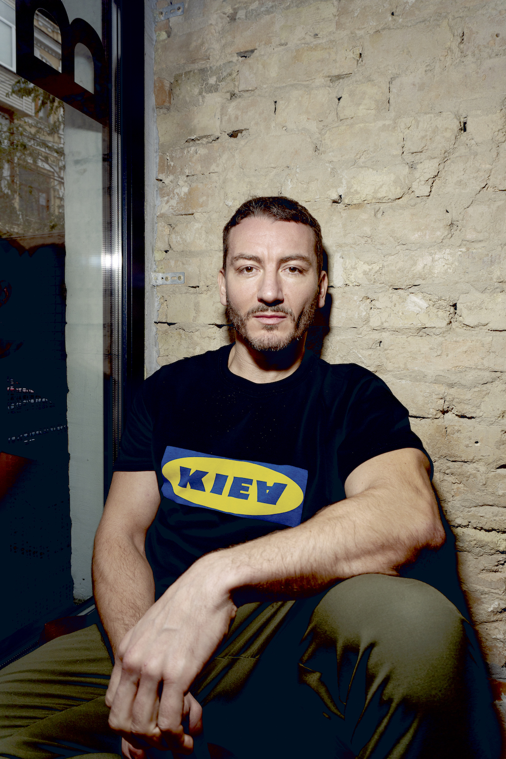 На Карене: футболка Samopal