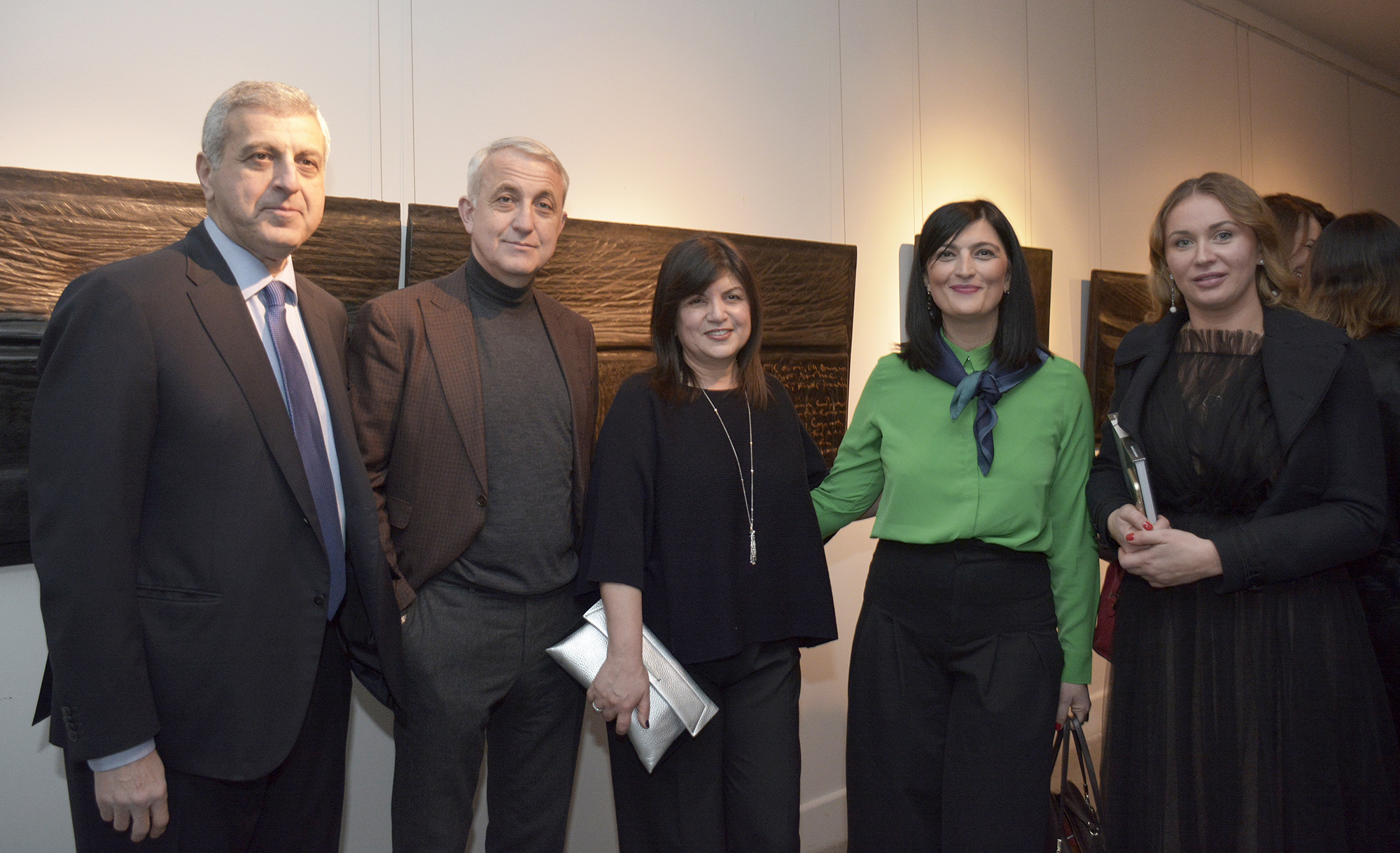 Міхеїл Уклеба (Посол Грузії в Україні, 2013—2017), Джемал Інаішвілі (президент Конфедерації Торгово-промислових палат Азіатсько- Тихоокеанського регіону), Стелла Беньямінова, Ніно Чантурія, Катерина Шнайдер