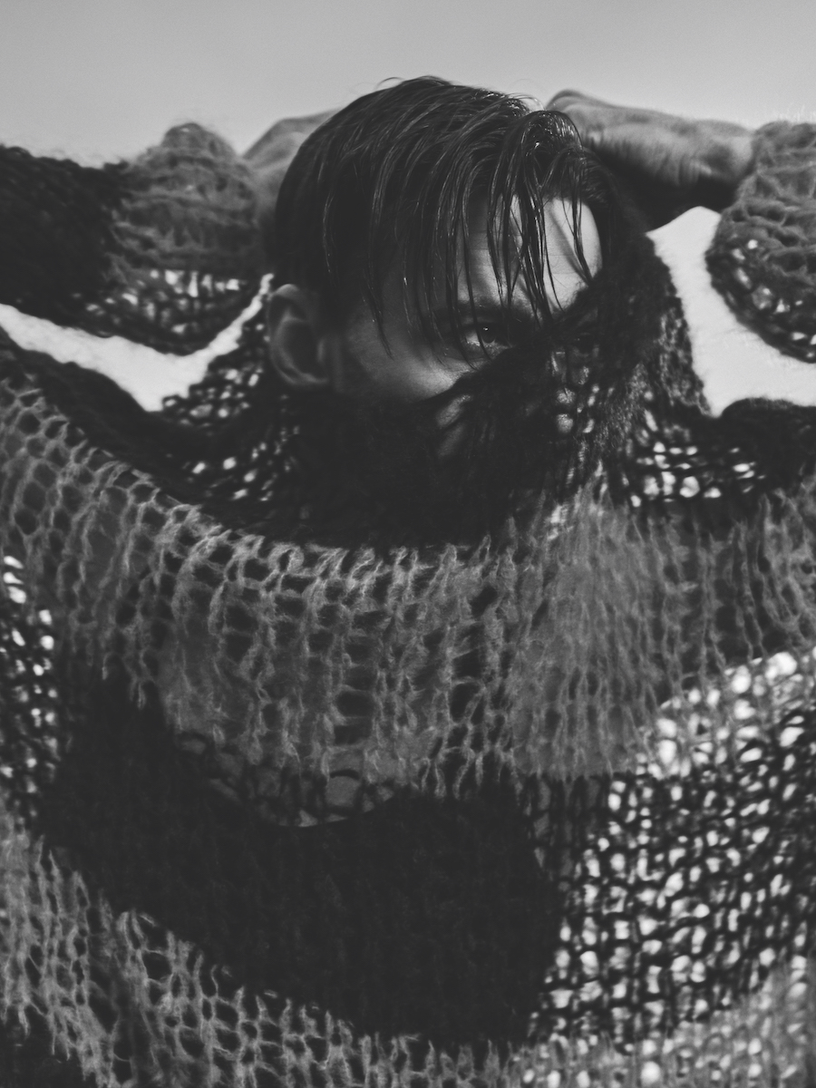 Майка THEO, свитер Raf Simons (Asthik)