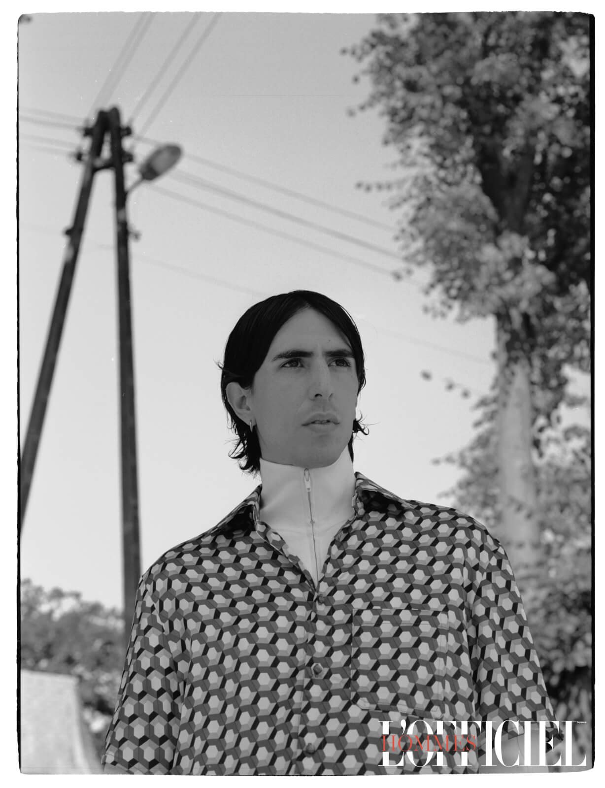 Свитер Valentino, рубашка OIL