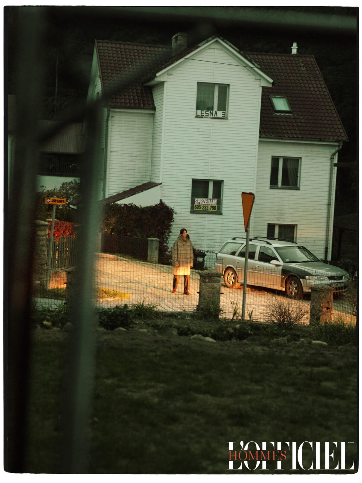 Парка Raf Simons, брюки Verena Schepperheyn, сапоги Kenzo