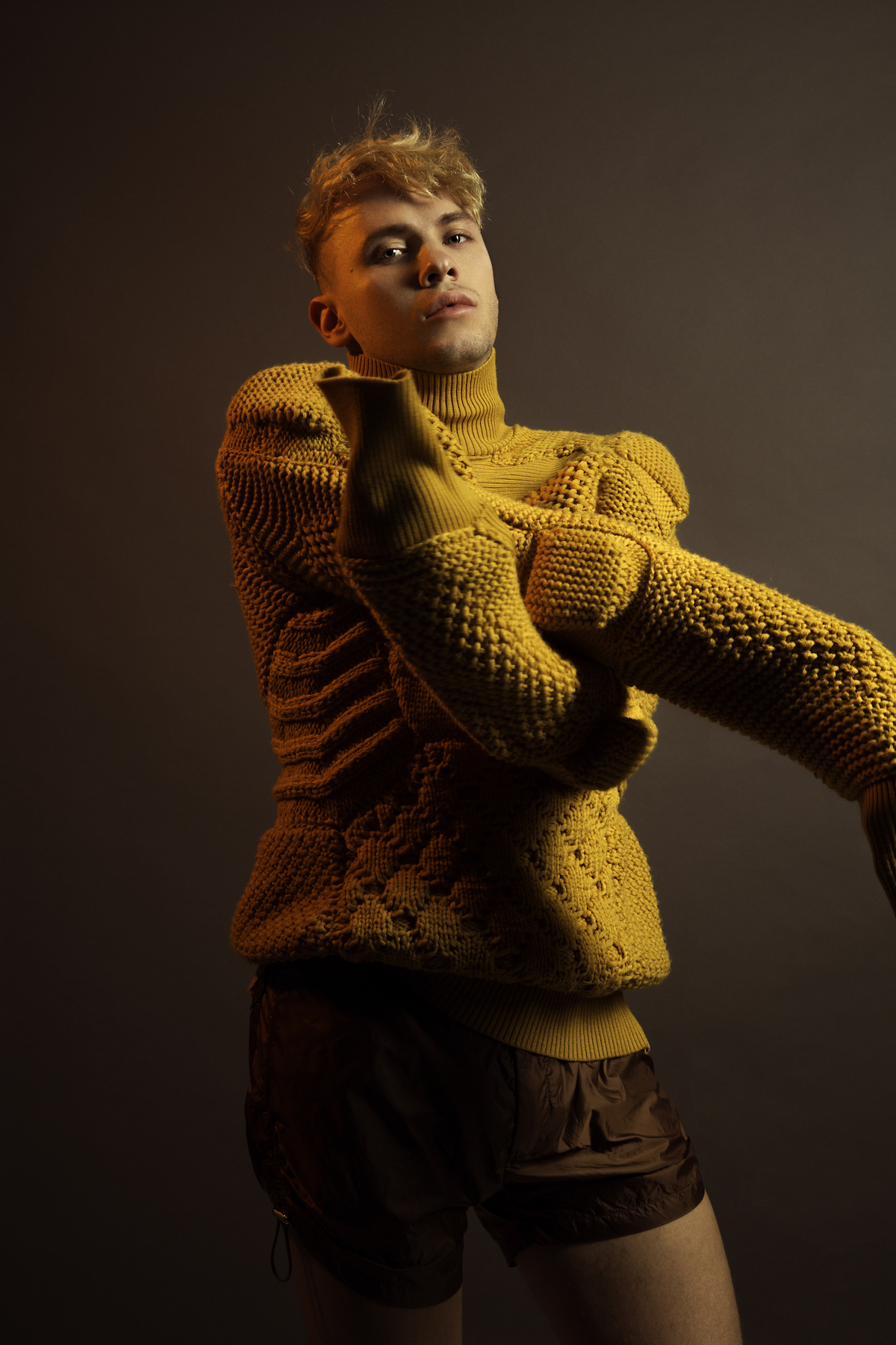 свитер и шорты, sasha.kanevski