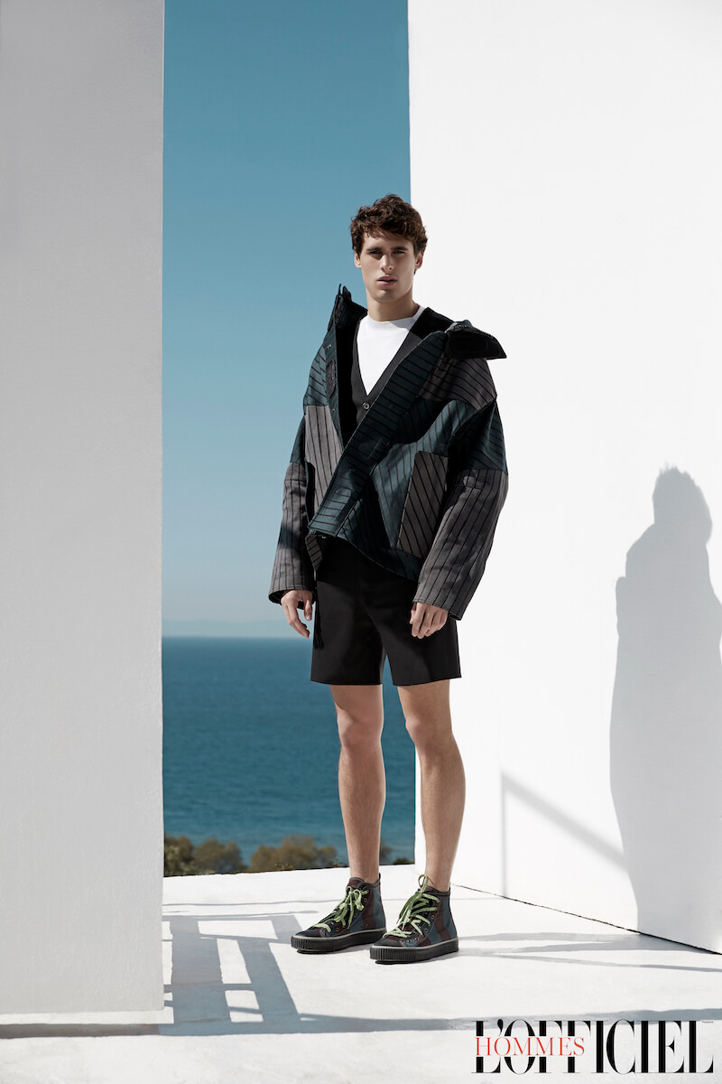 Майка, жилетка, парка, шорты и кеды – Lanvin 