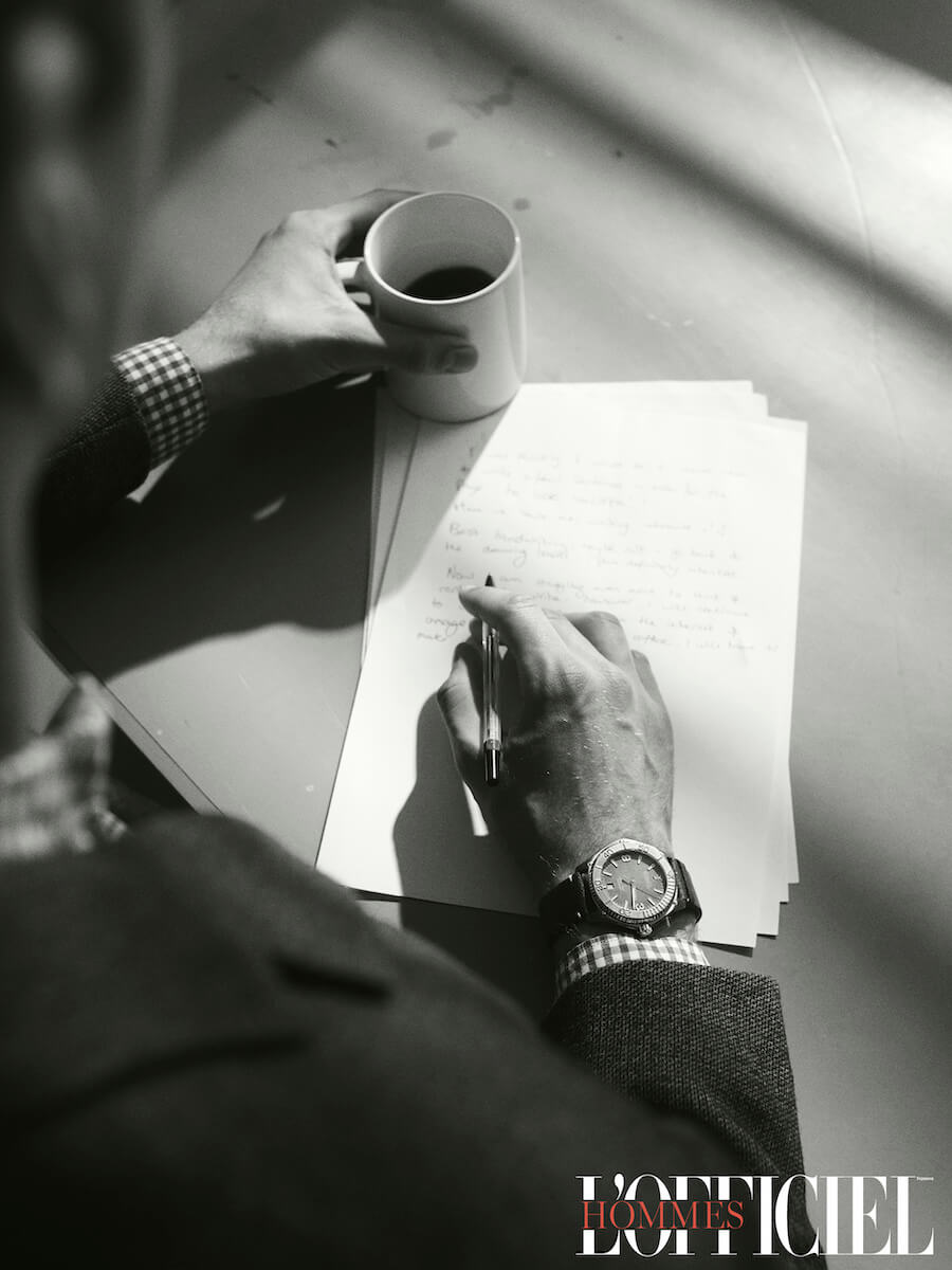 Часы Ebel, блейзер Brooks Brothers, рубашка Burberry