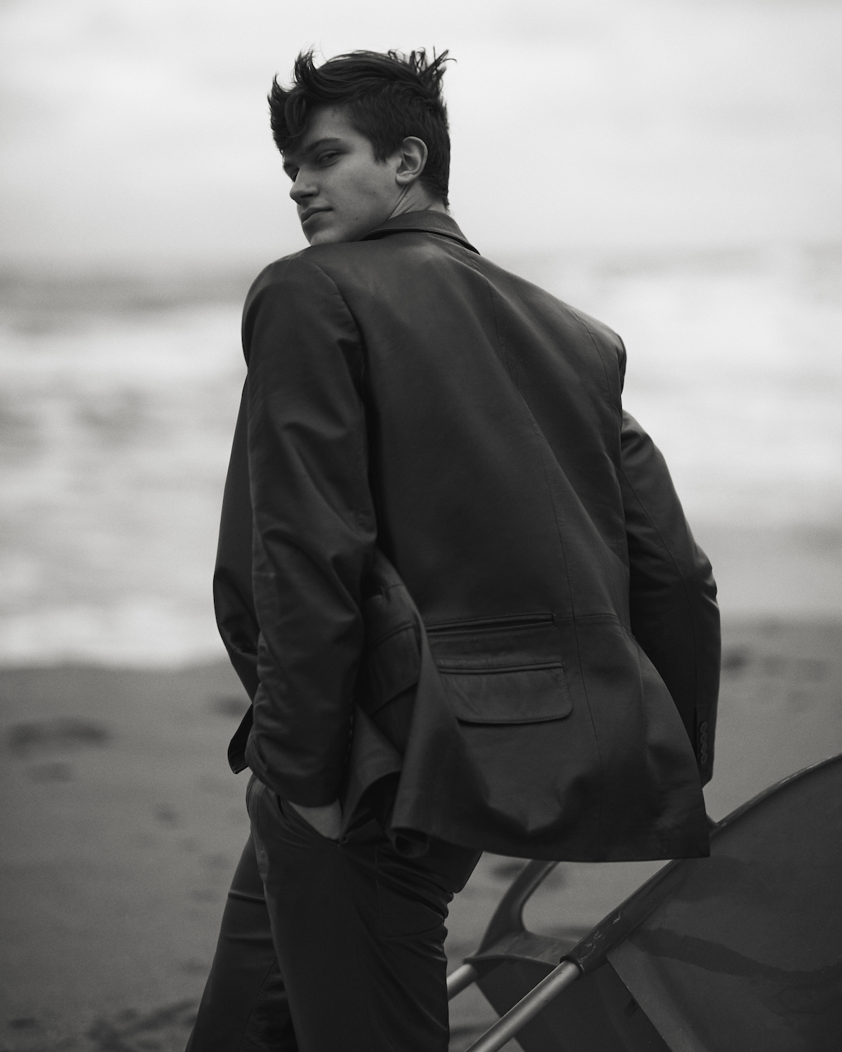 Костюм — власність стиліста 