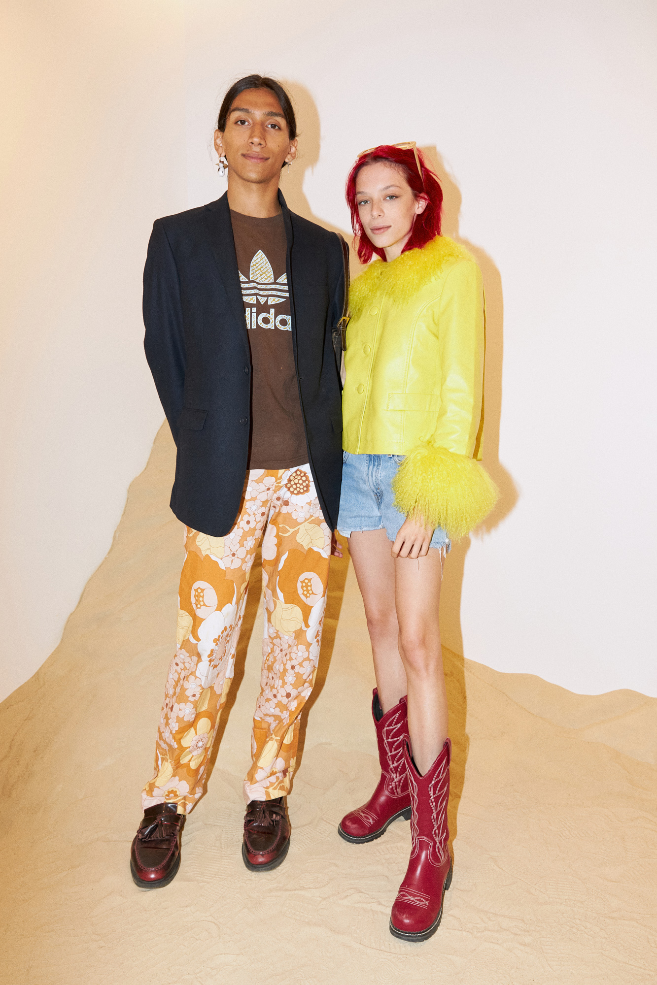 Эмилио Тамаз, Элла Снайдер