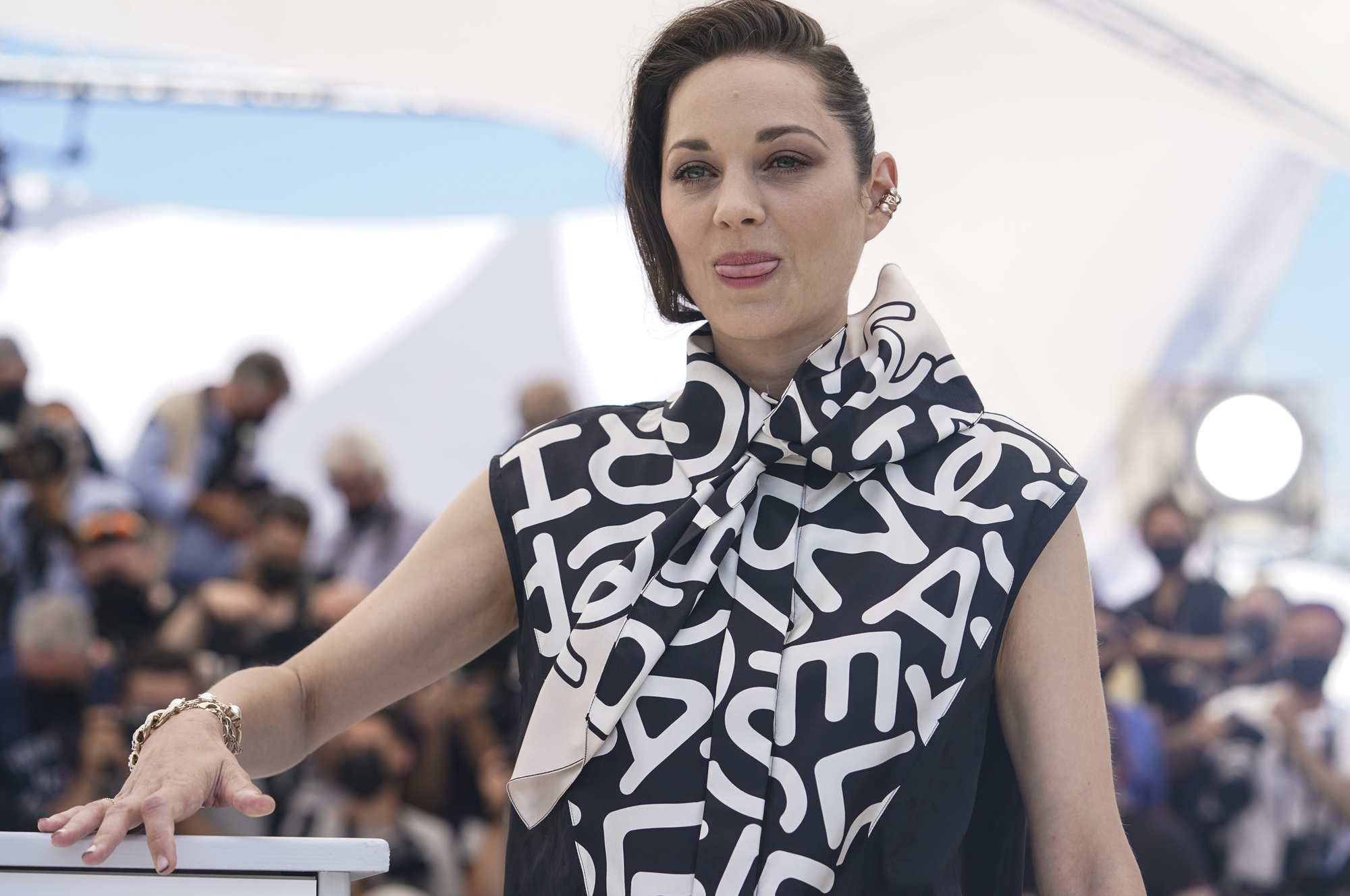 Марион Котийяр в Chanel