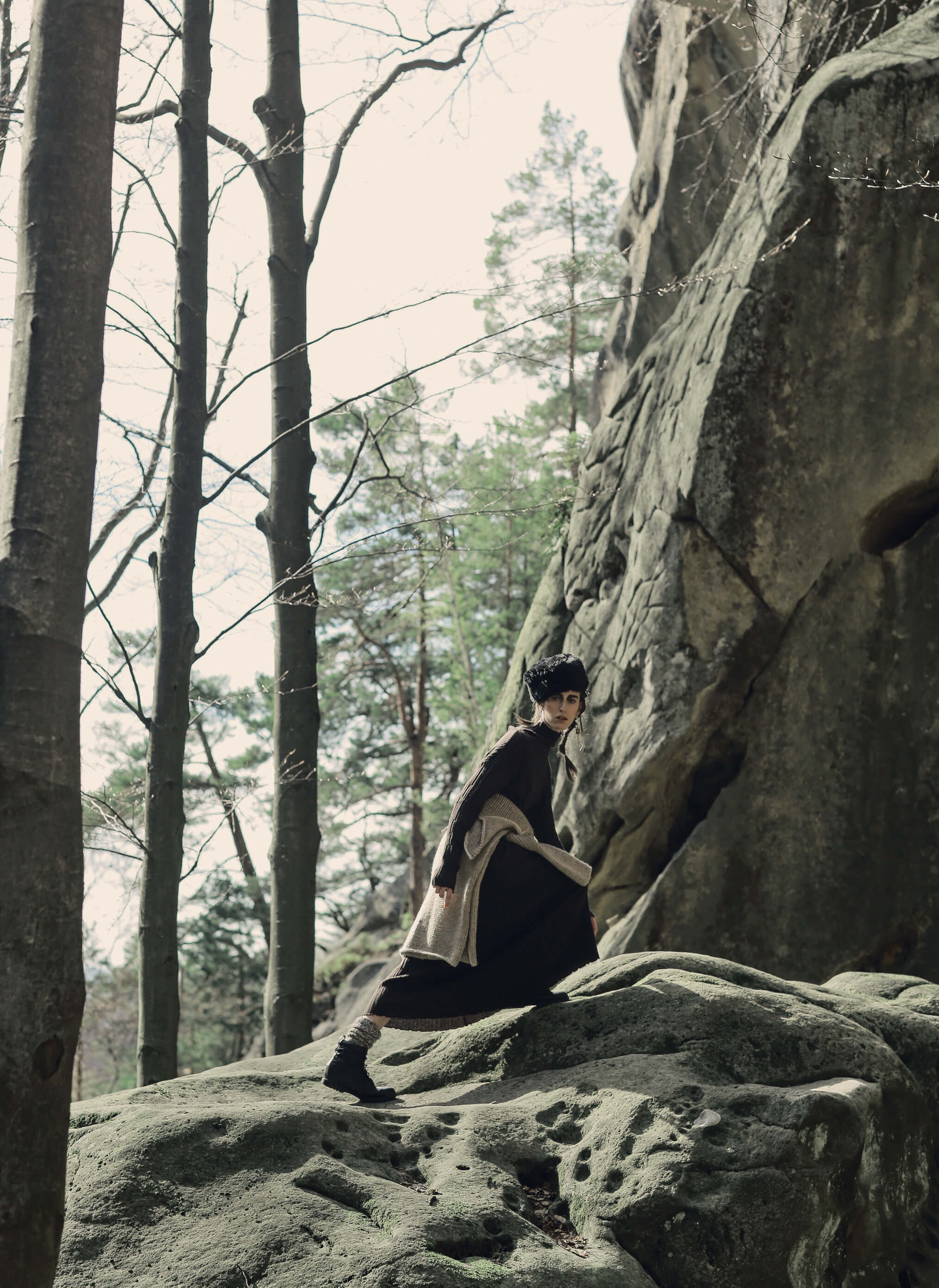 Платье и свитер, UBERlove, шапка работы современных карпатских ремесленников