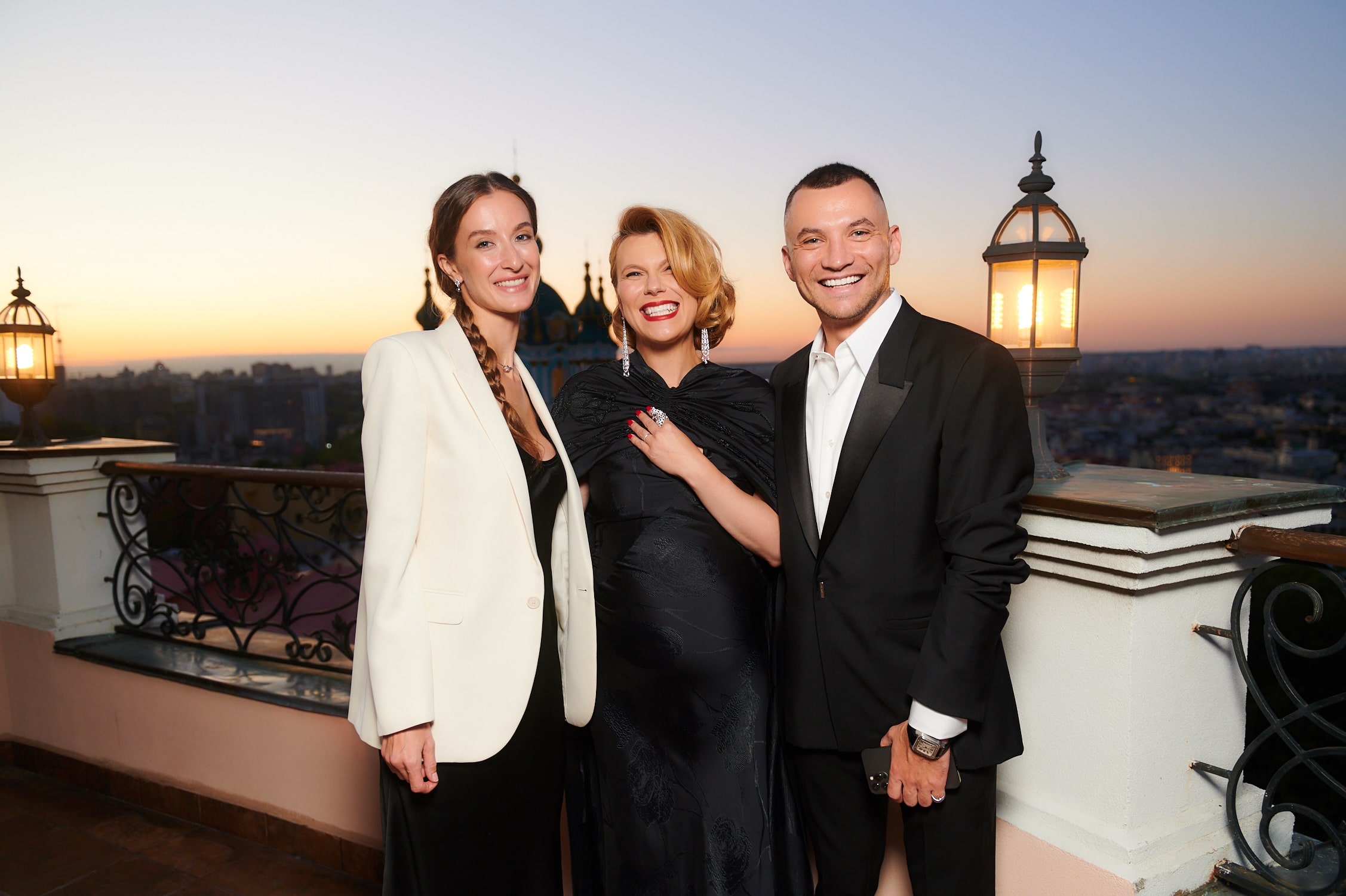 Мария Жуковская, Наталья Листопад