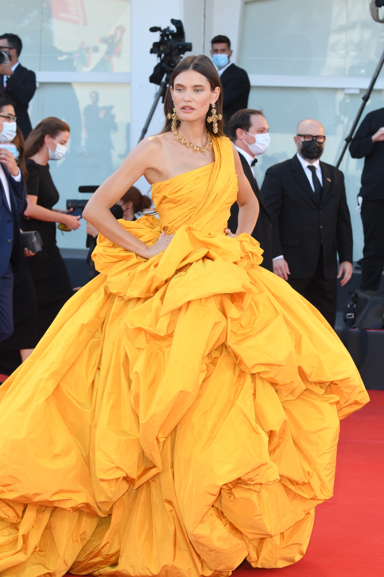 Бьянка Балти в Dolce & Gabbana