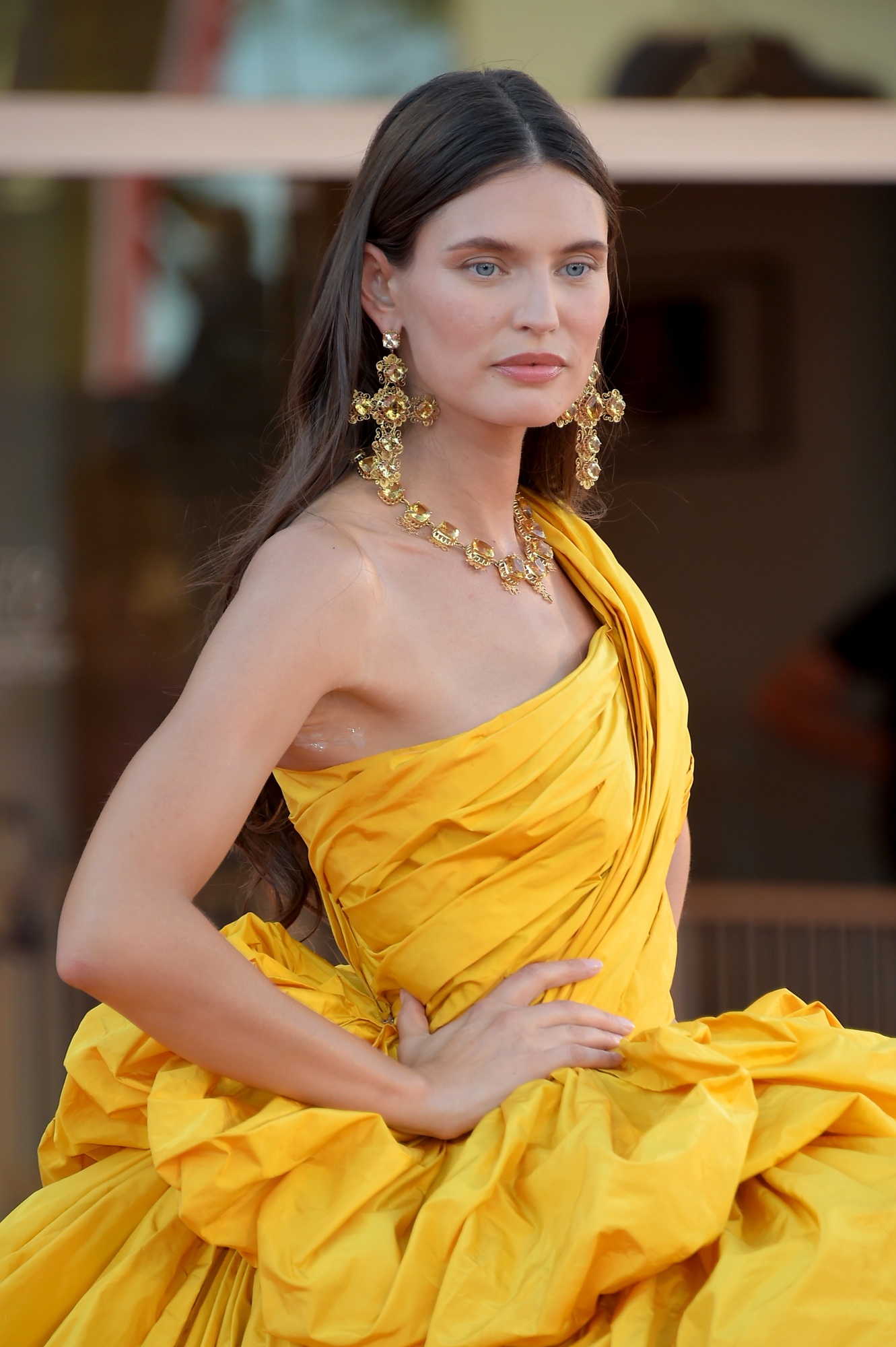 Бьянка Балти в Dolce & Gabbana