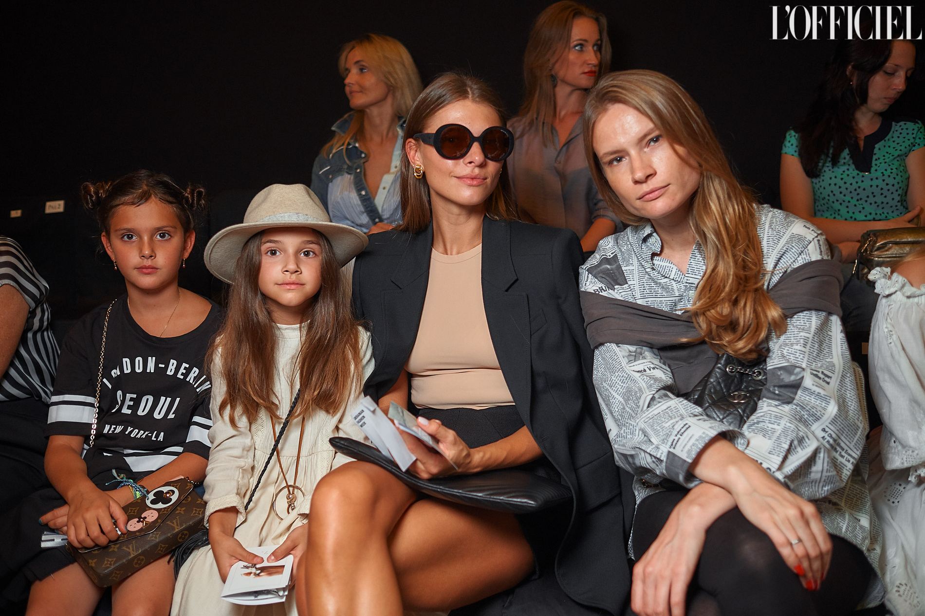 Таня Богдан (справа)