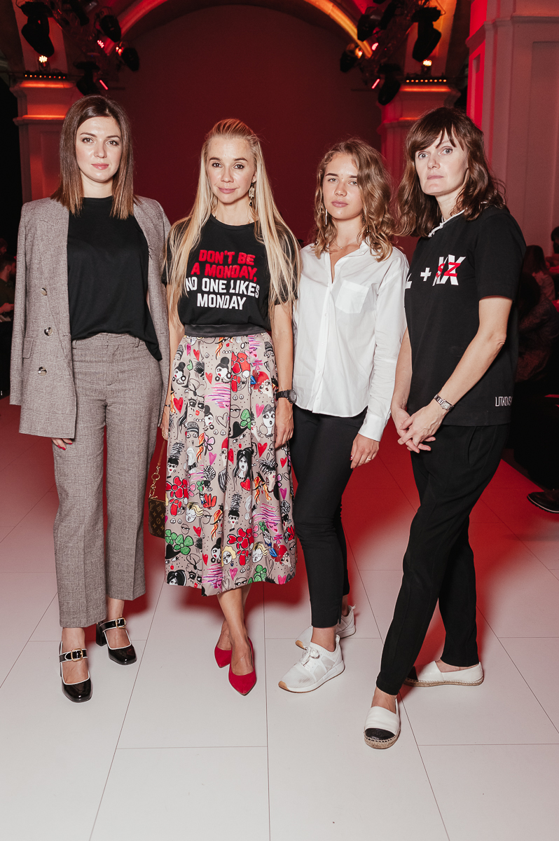 Юлия Полищук, Ирина Турбаевская и Соня Забуга 