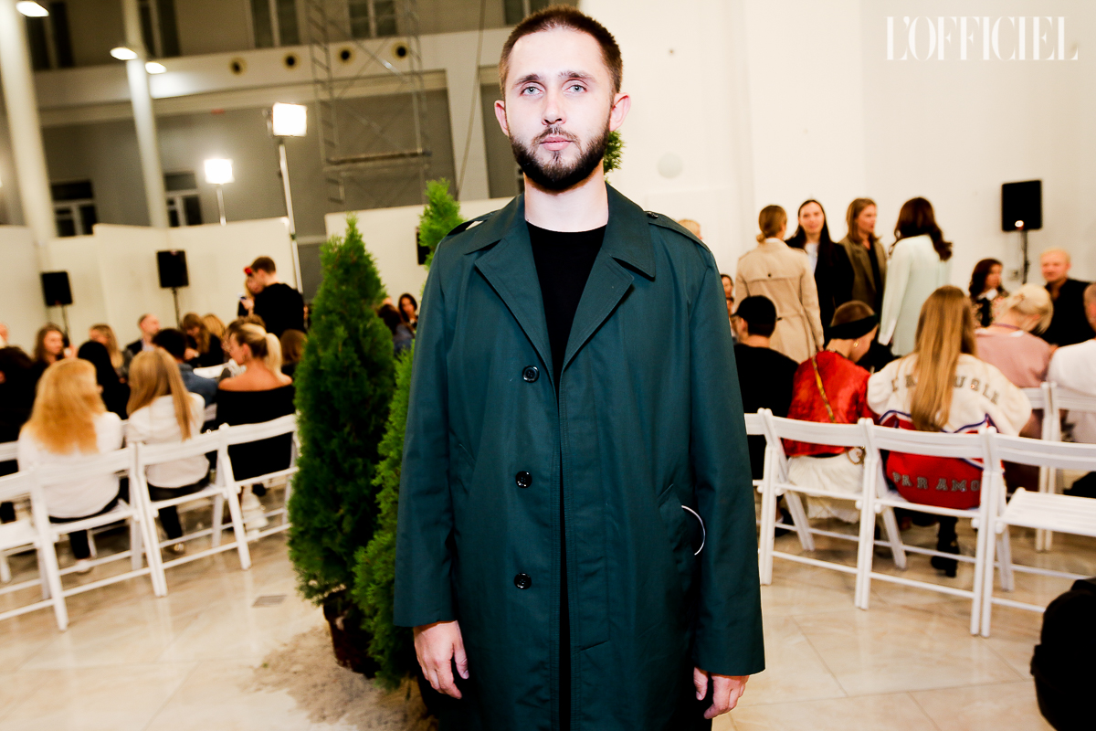 Денис Маноха 