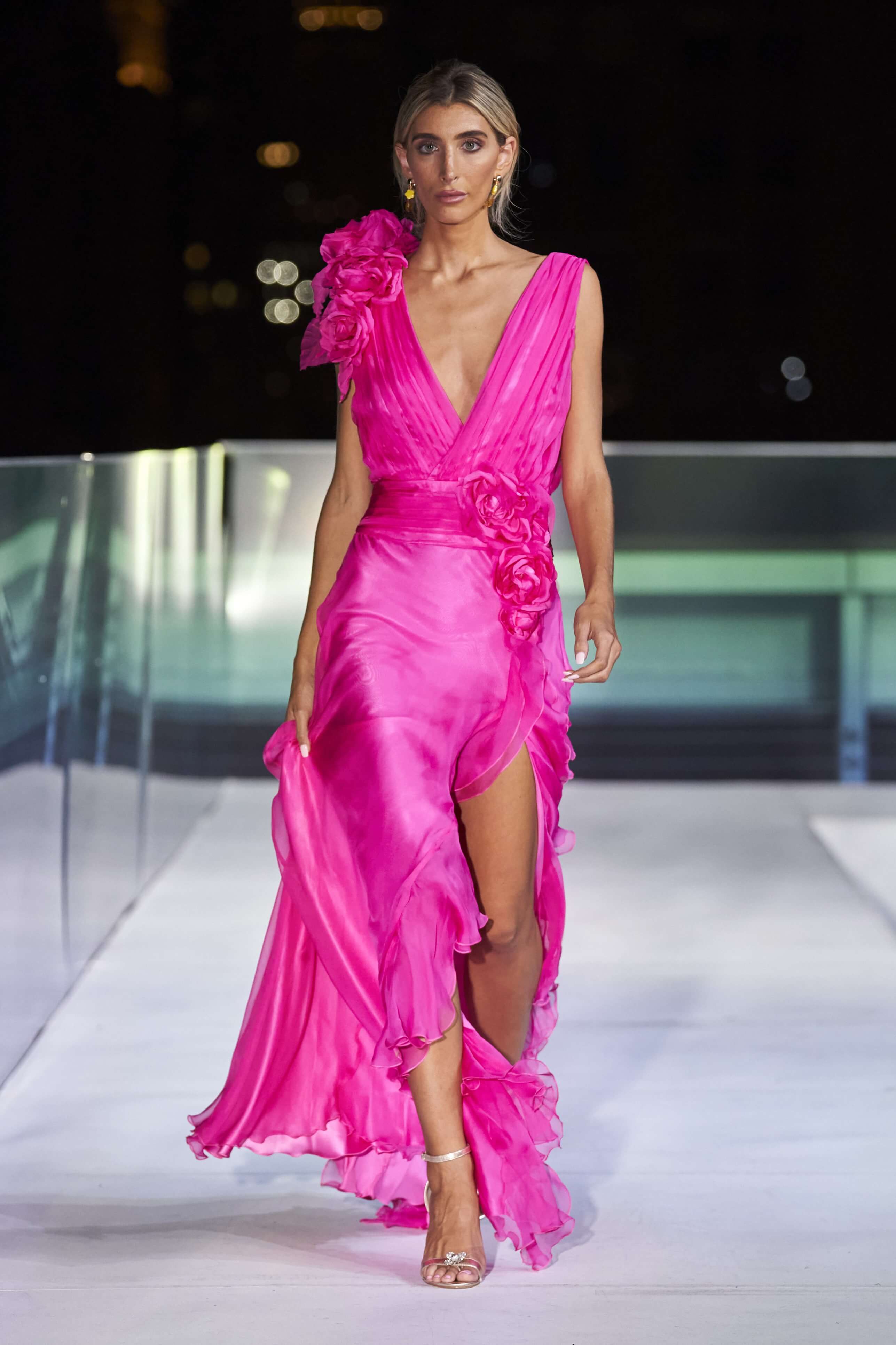 SILK EPOQUE BY OLGA ZIEMANN. JEWELRY: LNB JEWELLERY. HANDBAGS: SPICE BEBÉ-YA